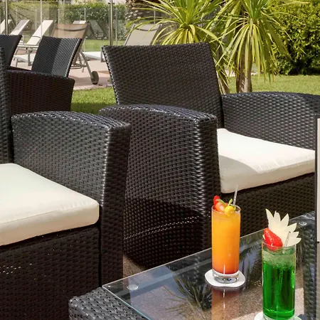 Mercure Cannes Szálloda Mandelieu