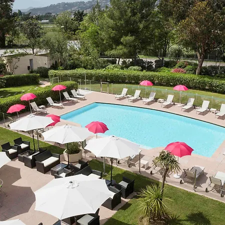 Mercure Cannes Szálloda
