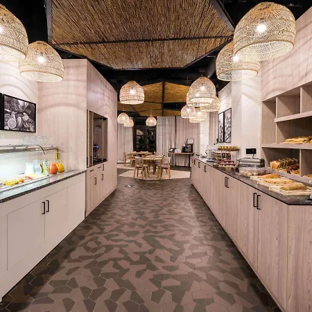 Mercure Cannes Szálloda Mandelieu